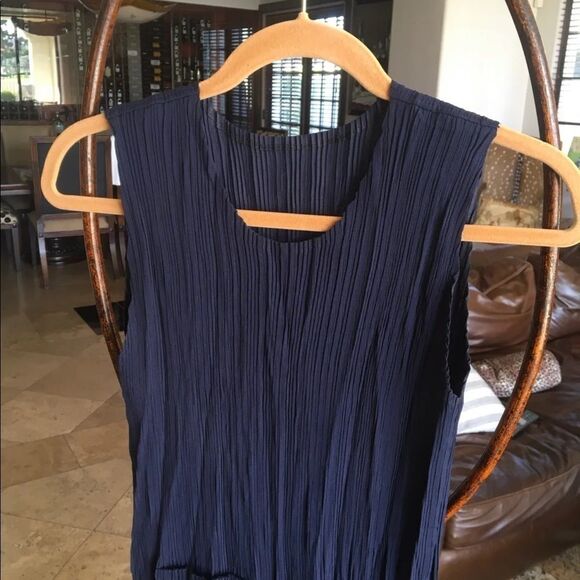 No Wrinkle Navy Blue Dress - Picture 6 of 12
